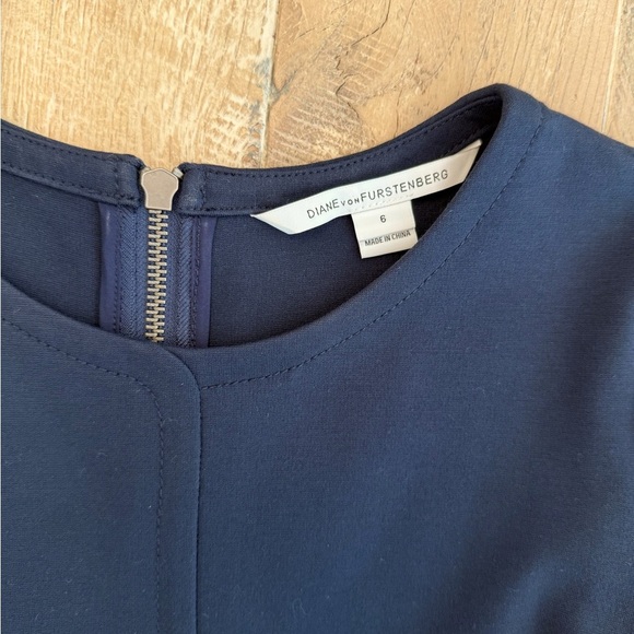 DVF Ivana Dress Navy Blue Exposed Zip Womens Diane von Furstenberg size 6 - Picture 2 of 6